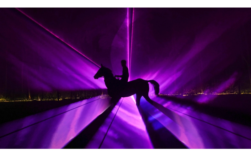 夜游野馬，探秘“野馬幻影”秘境